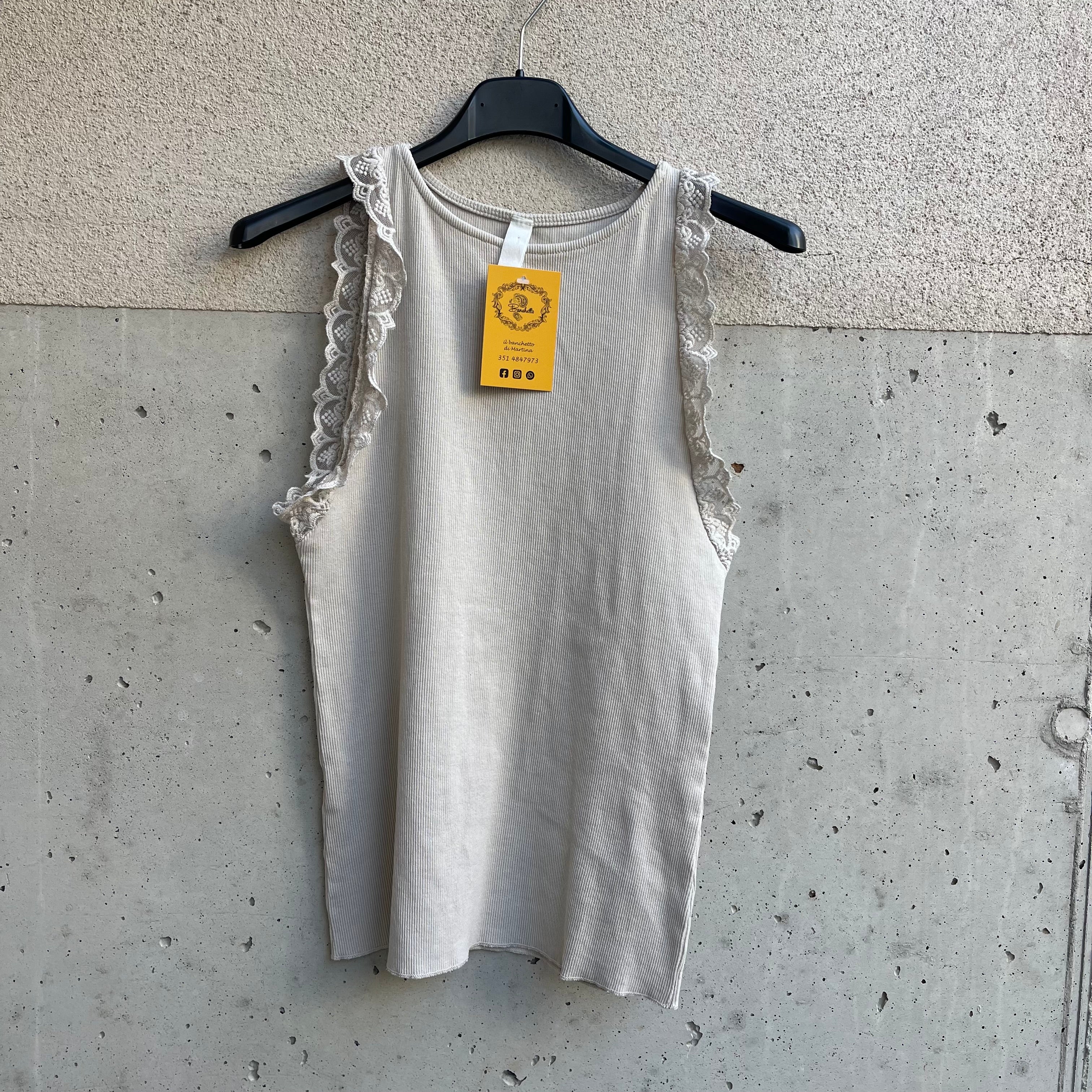 Canottina basic con PIZZO APPLICATO