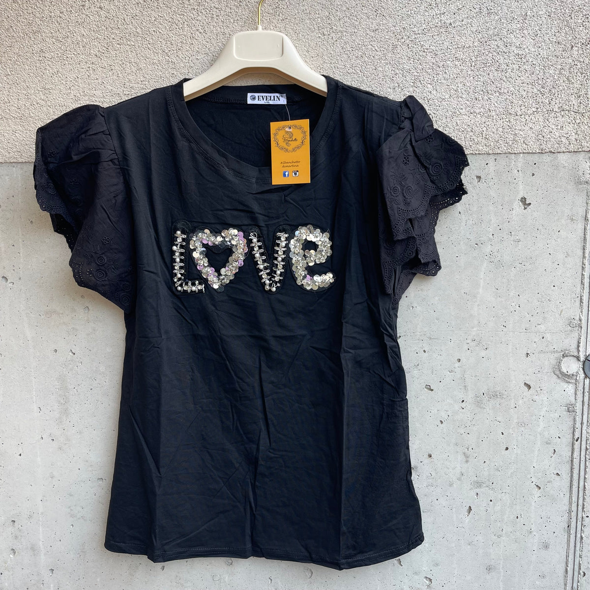 maglia LOVE sangallo perle paillettes