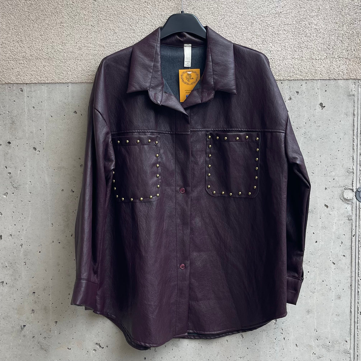 camicia OVER ecopelle borchie