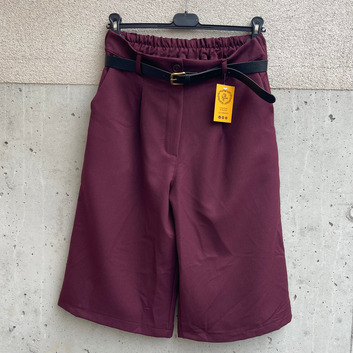 BERMUDA elasticizzato con cintura