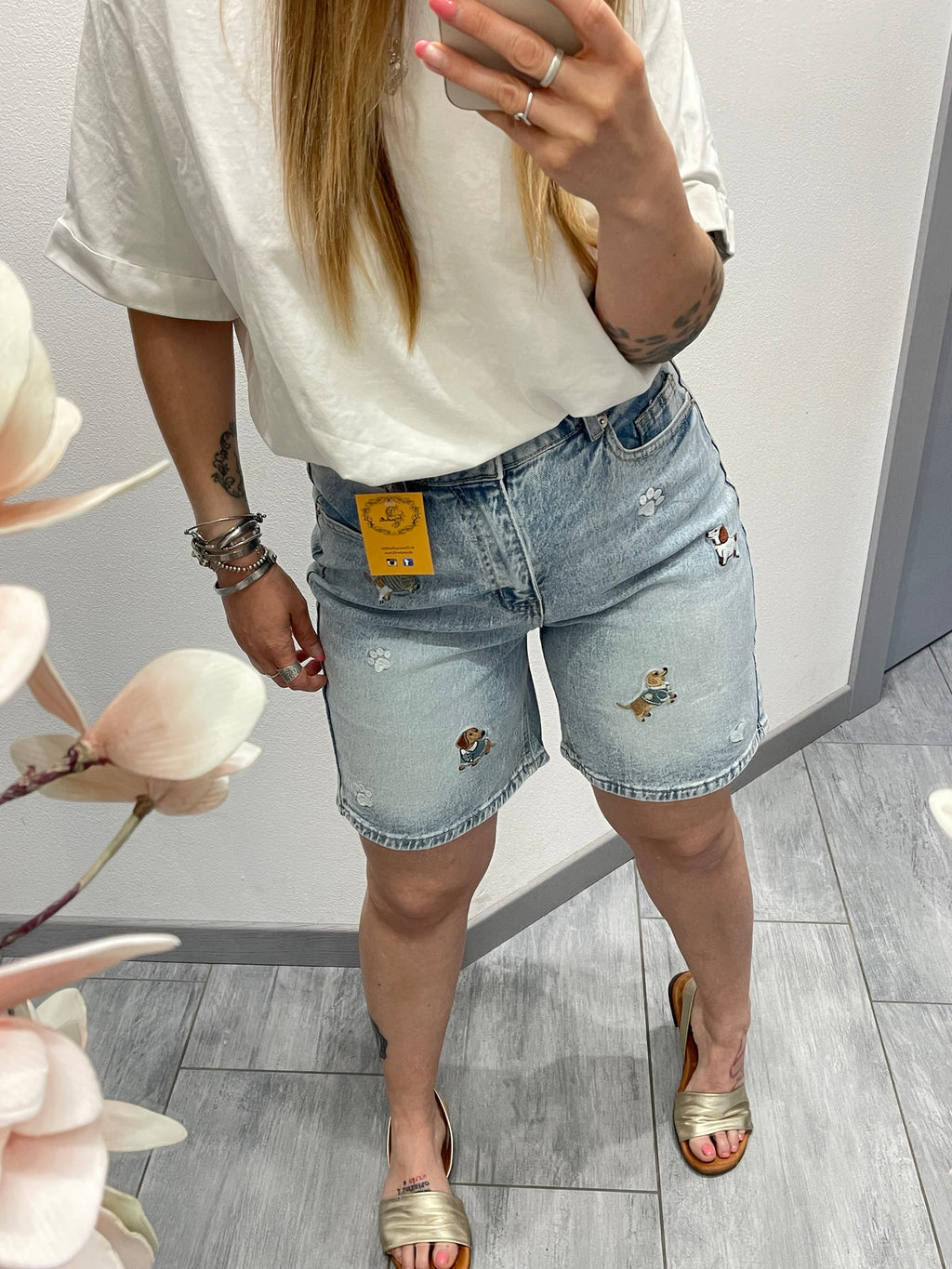 short CAGNOLINI