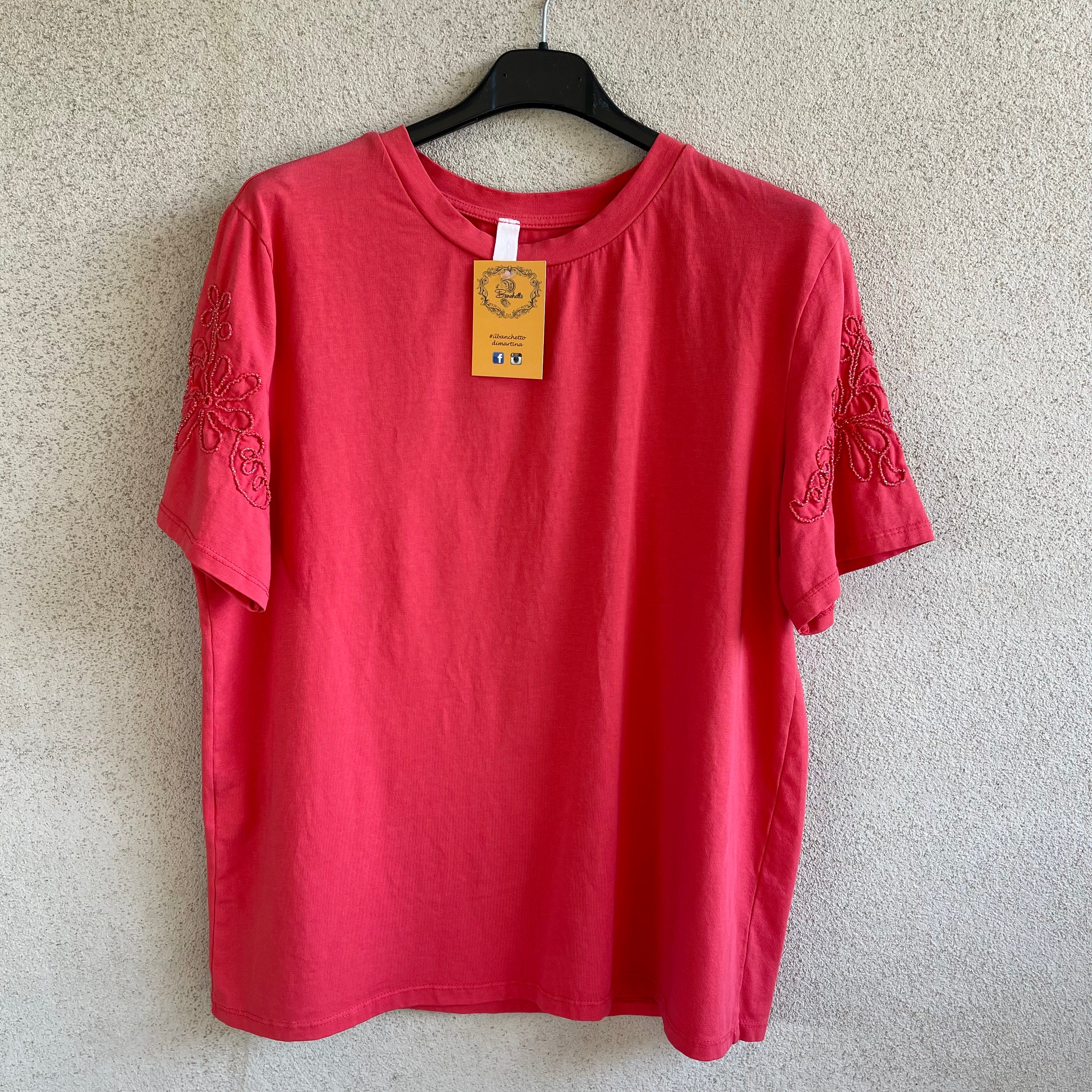 t-shirt manica RICAMATA