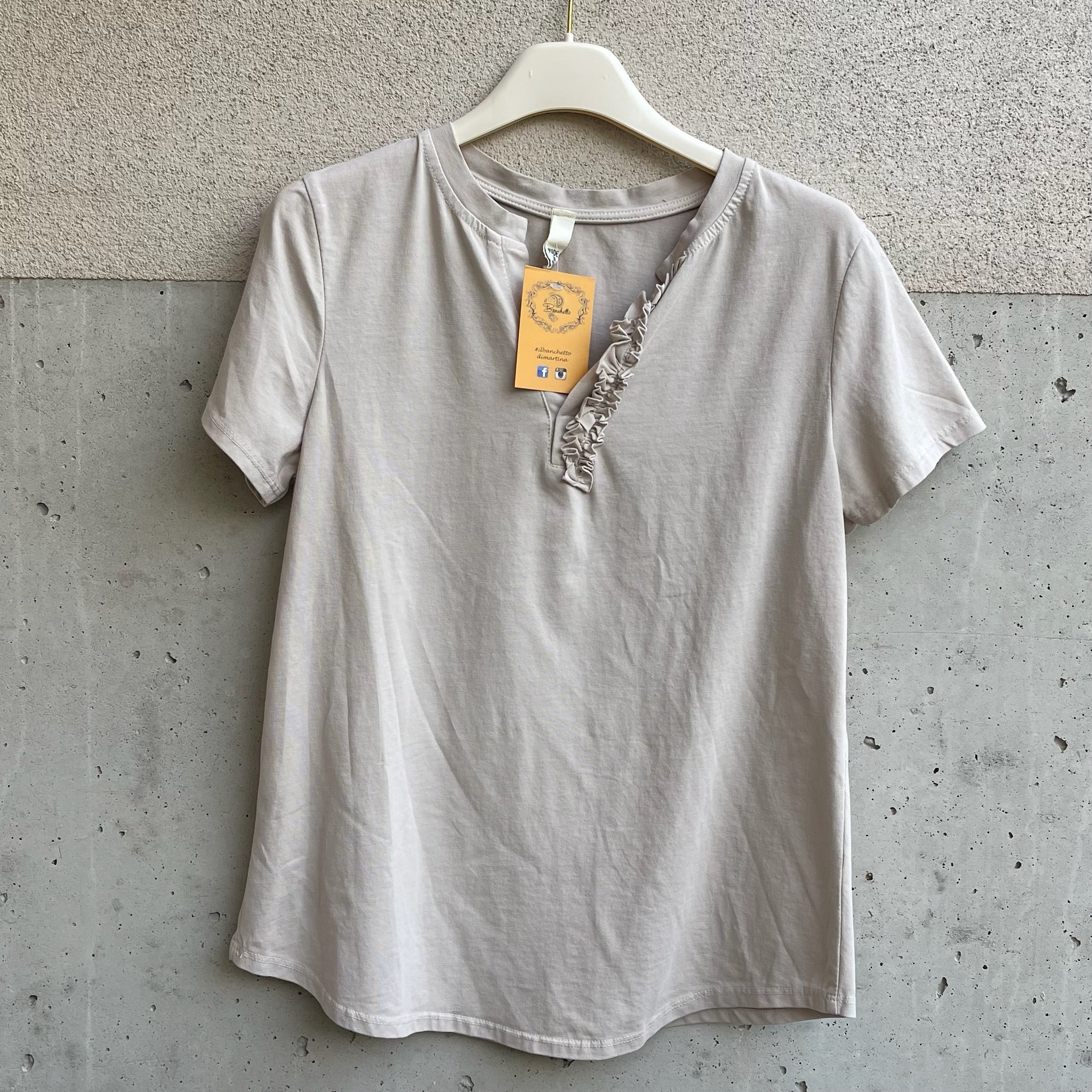 t-shirt V fru fru