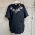 t-shirt over girocollo fiori ricamati e strass