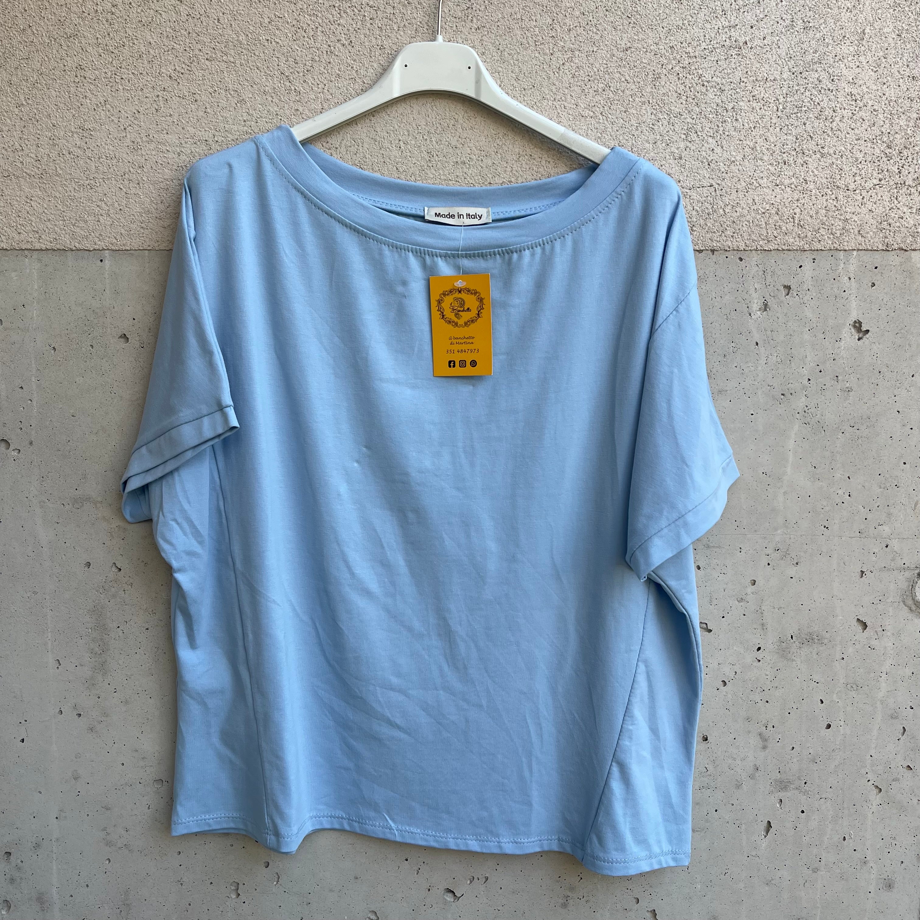 t-shirt over SCATOLINA