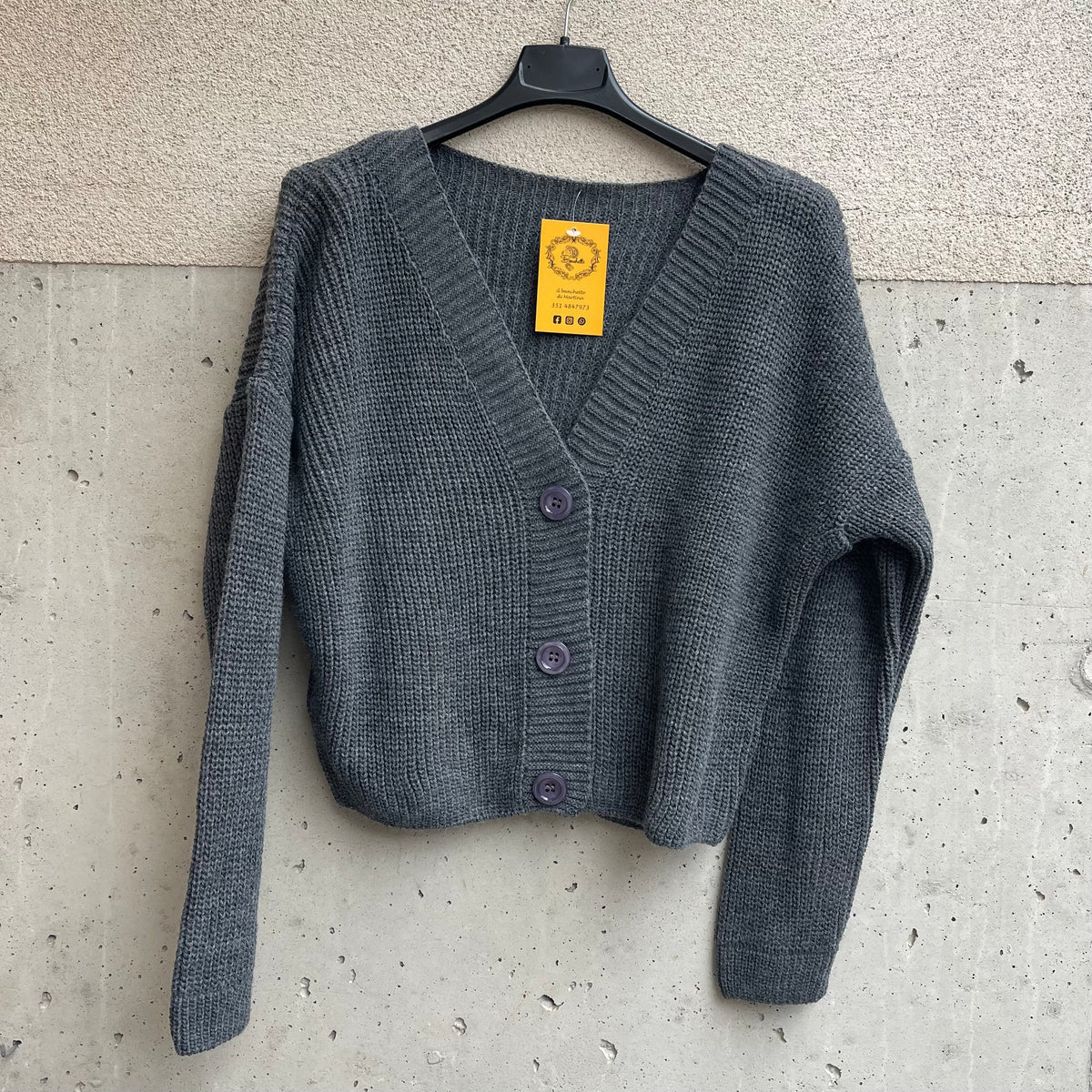cardigan tre bottoni