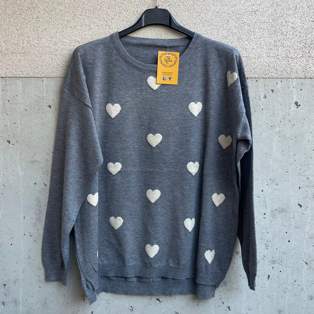 maglioncino CUORE ricamato