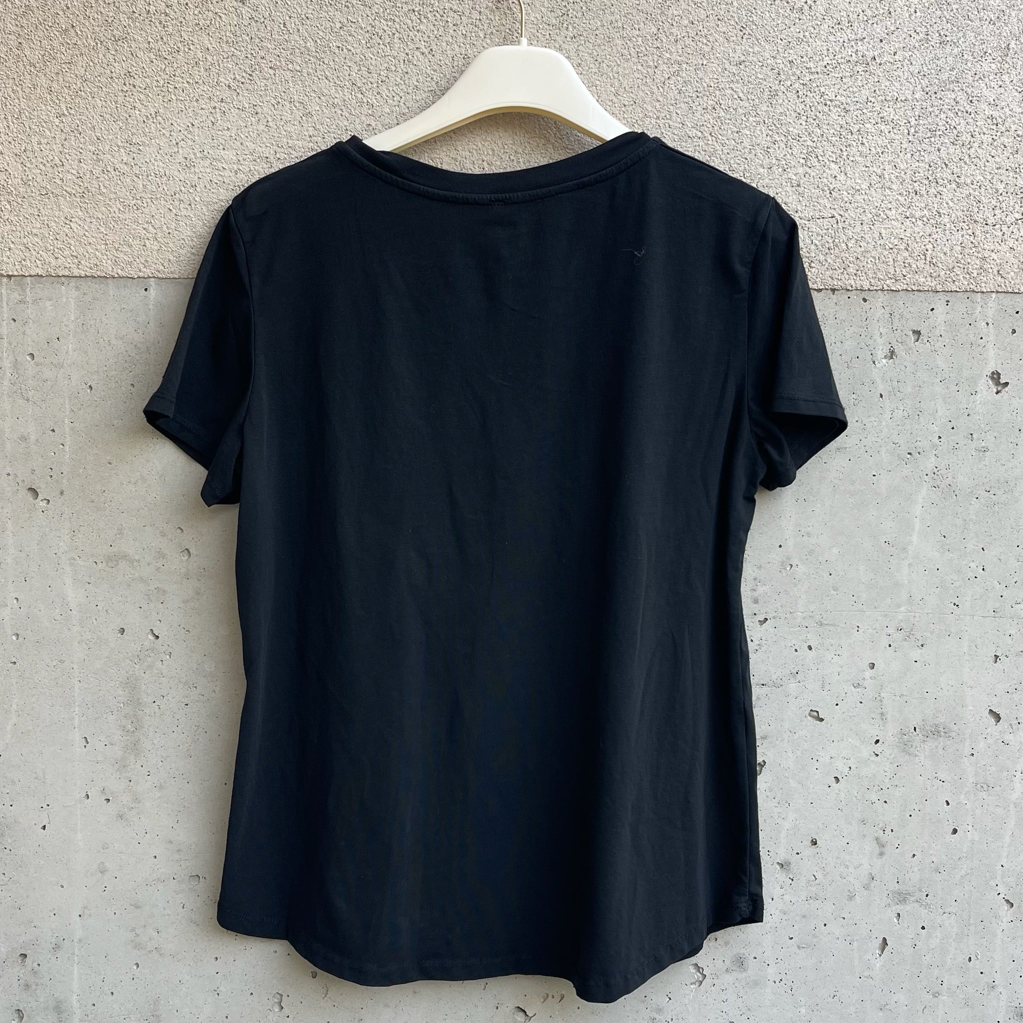 t-shirt V fru fru